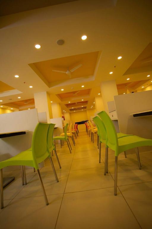 Ganpat Grand Hotel Palni Exterior foto